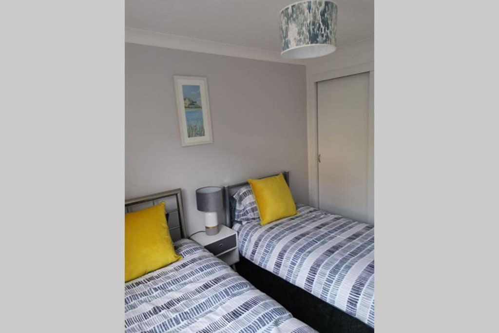 אינברנס Central Station Apartment מראה חיצוני תמונה